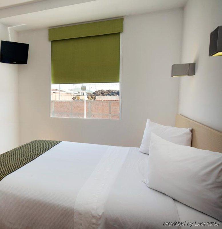 One San Marcos Hotel 3*